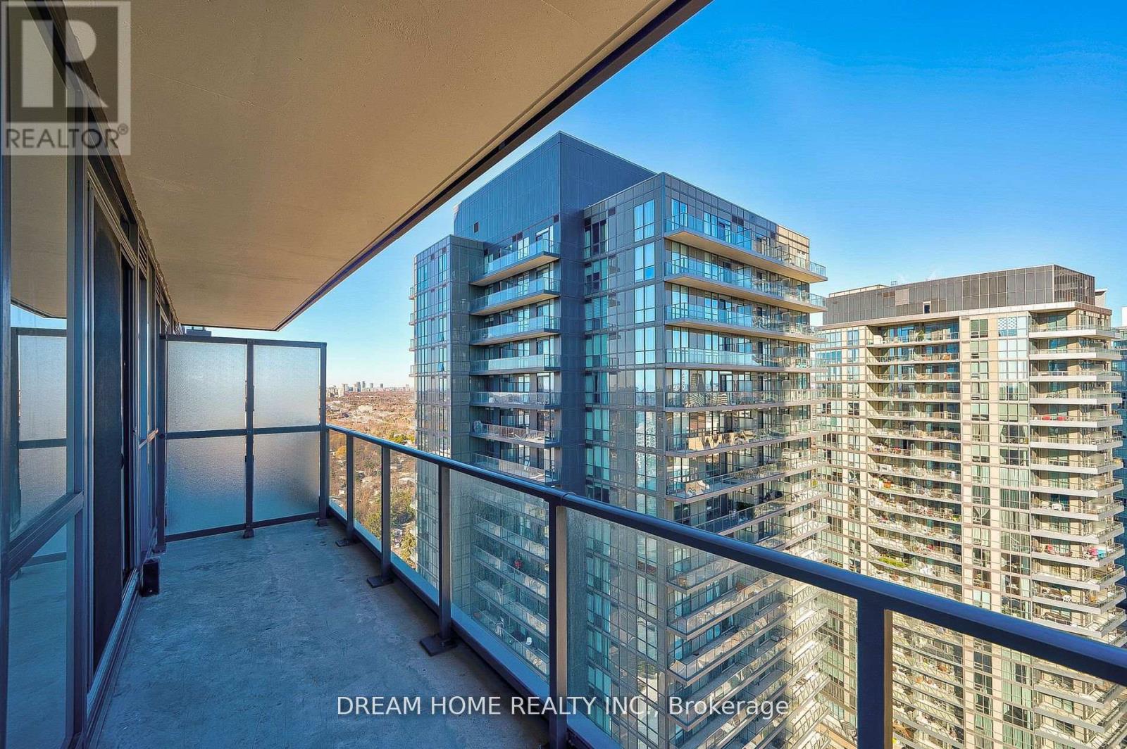 2004 - 32 Forest Manor Road, Toronto, Ontario  M2J 1M5 - Photo 10 - C13579956