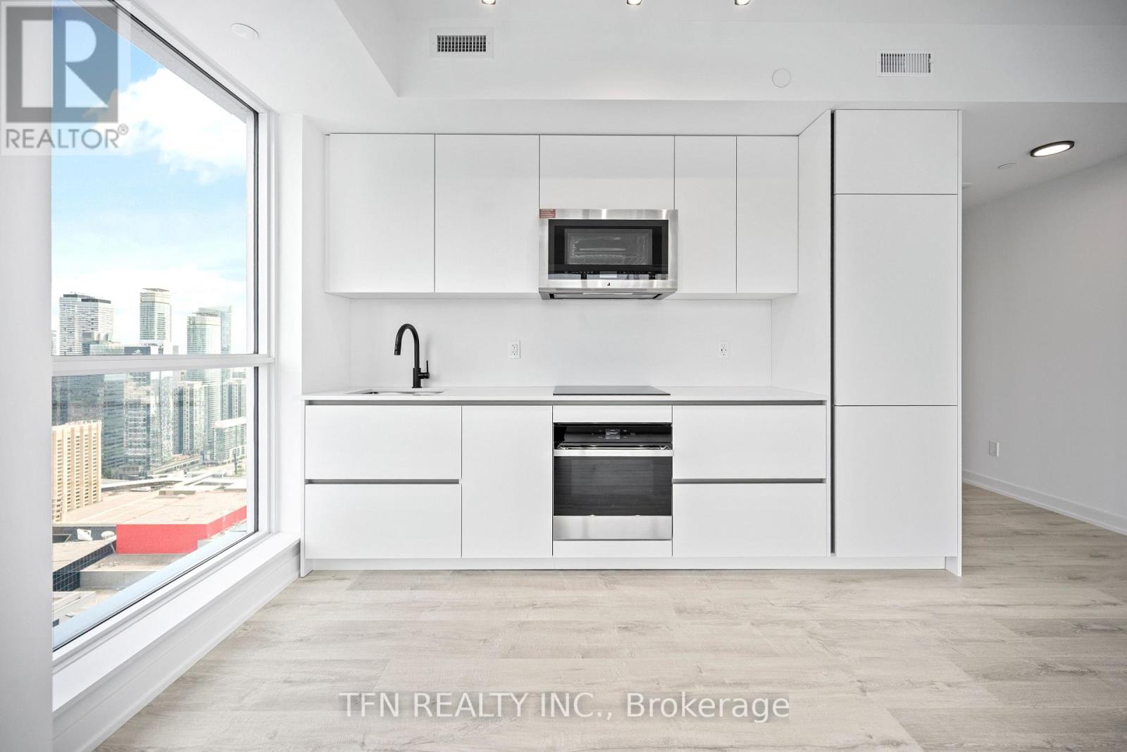 4506 - 327 King Street W, Toronto, Ontario  M5A 0Y5 - Photo 3 - C13579958