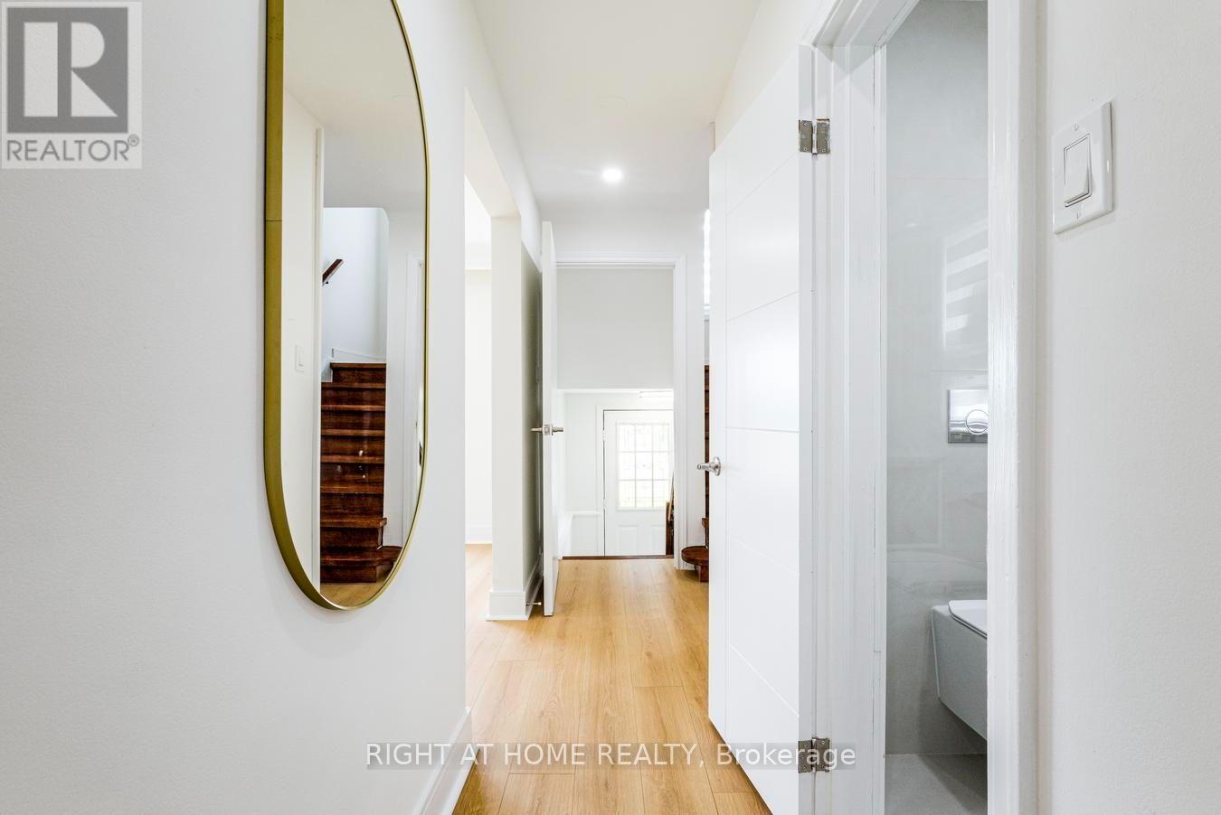48 Daleside Crescent, Toronto, Ontario  M4A 2H6 - Photo 19 - C13579964