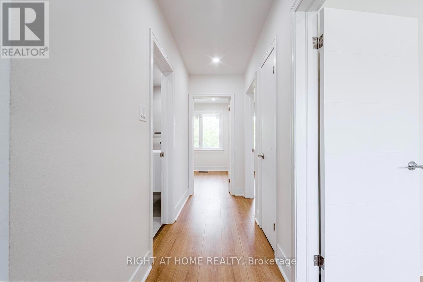 48 Daleside Crescent, Toronto, Ontario  M4A 2H6 - Photo 22 - C13579964