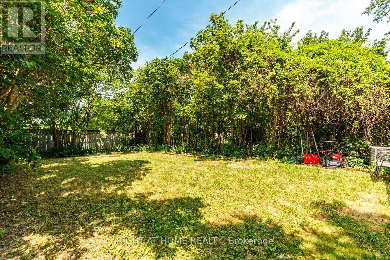 48 Daleside Crescent, Toronto, Ontario  M4A 2H6 - Photo 47 - C13579964