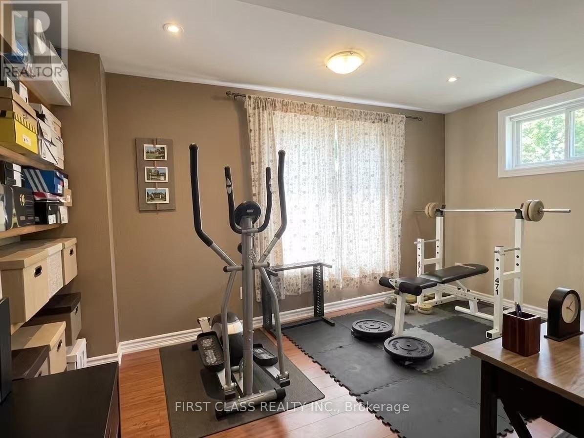 W/o Basement - 2084 Bingley Crescent, Oakville, Ontario  L6M 0E2 - Photo 11 - W13579968