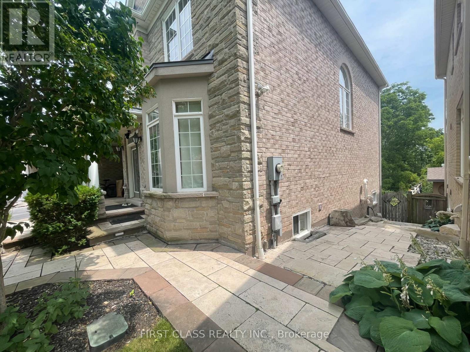 W/o Basement - 2084 Bingley Crescent, Oakville, Ontario  L6M 0E2 - Photo 14 - W13579968