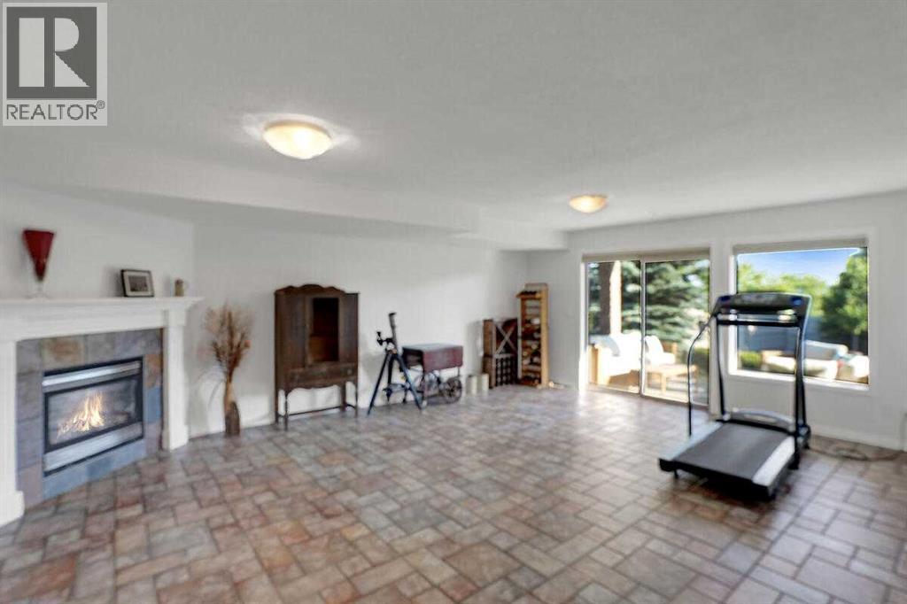 147 Springbank Villas SW, Calgary, Alberta T3H 4S9 - Photo 28 - A2330342