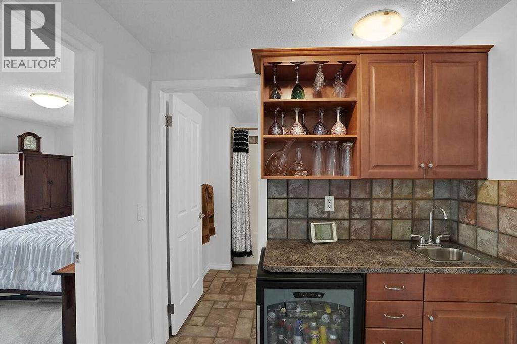 147 Springbank Villas SW, Calgary, Alberta T3H 4S9 - Photo 31 - A2330342