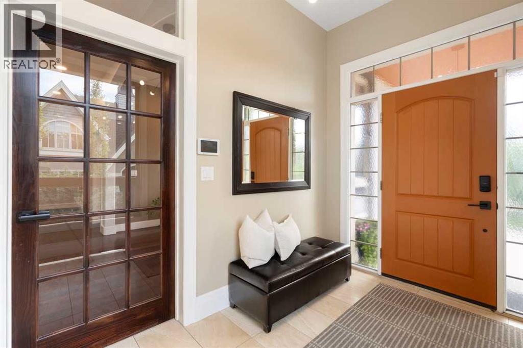 160 Posthill Drive SW, Calgary, Alberta T3H 0J1 - Photo 3 - A2321826