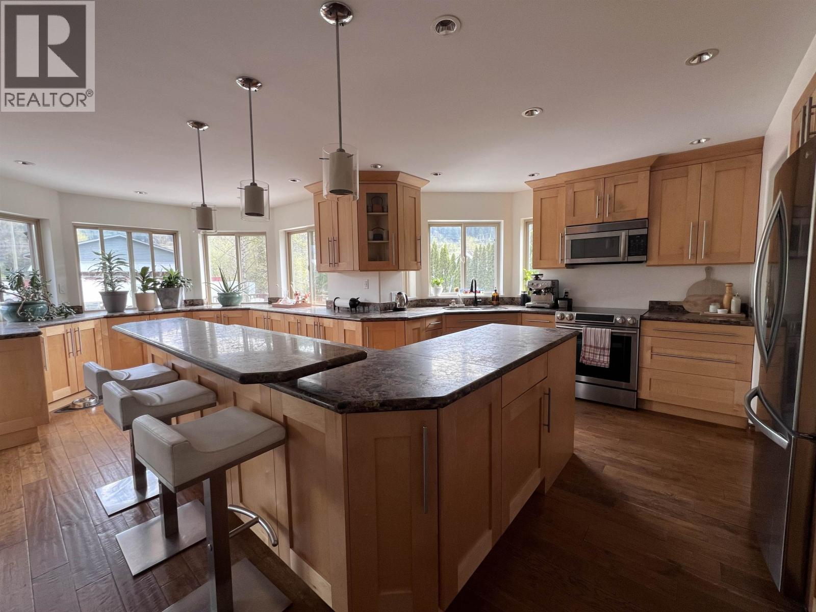 38940 Loggers Lane, Squamish, British Columbia  V8B 0A4 - Photo 7 - C8080538