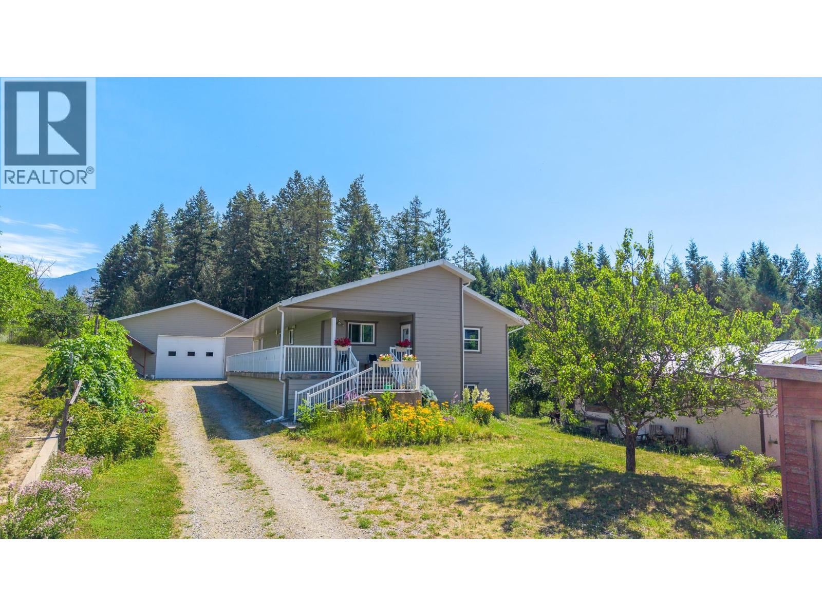830 16th Avenue S, Creston, British Columbia V0B 1G3 - Photo 53 - 10395099