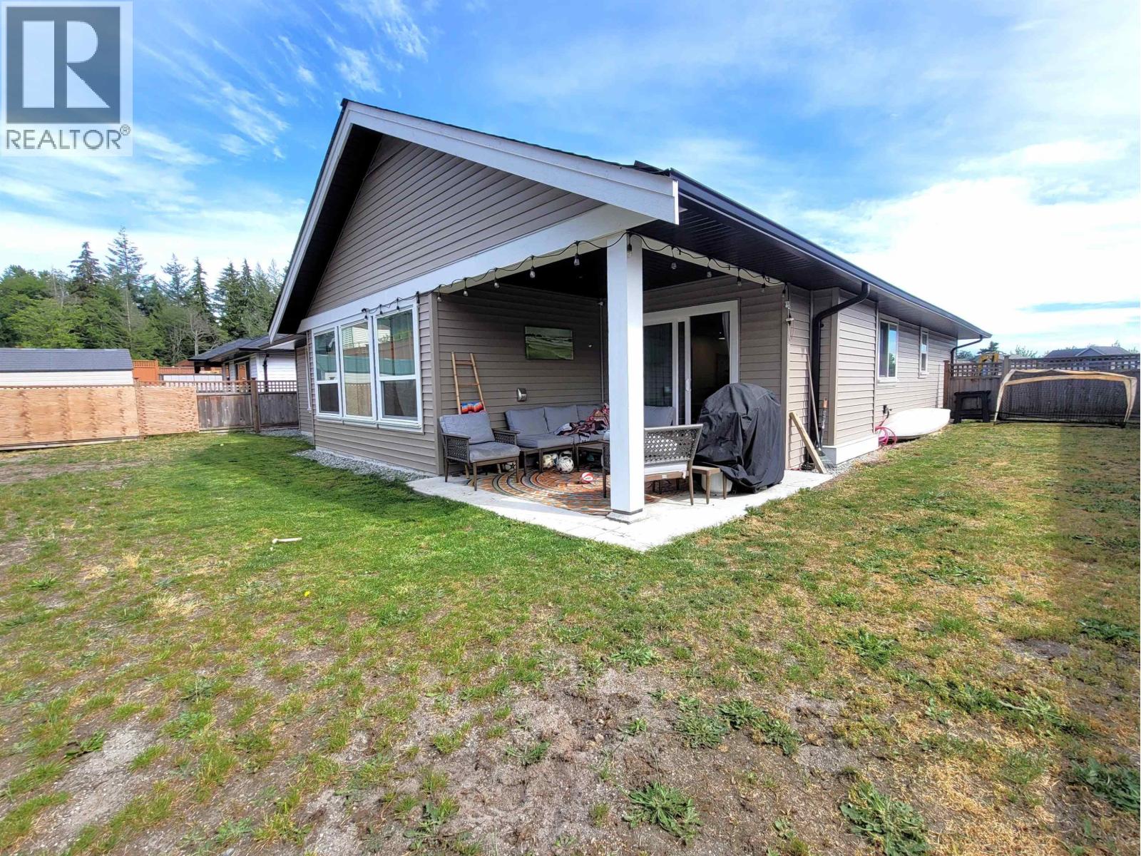 1040 Celia Crescent, Gibsons, British Columbia  V0N 1V7 - Photo 19 - R3135160