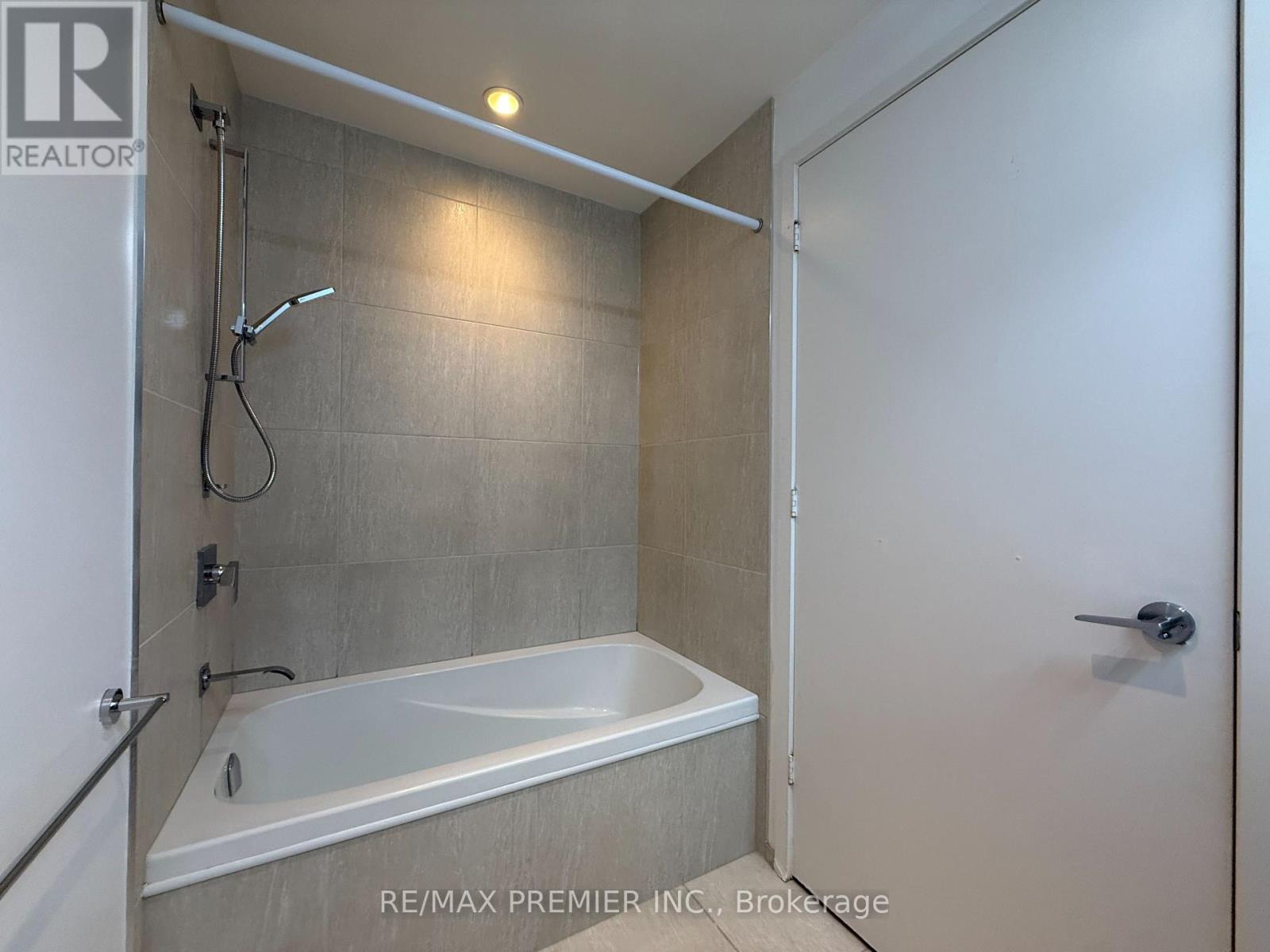 3407 - 101 Charles Street E, Toronto, Ontario  M4Y 0A9 - Photo 26 - C13571542