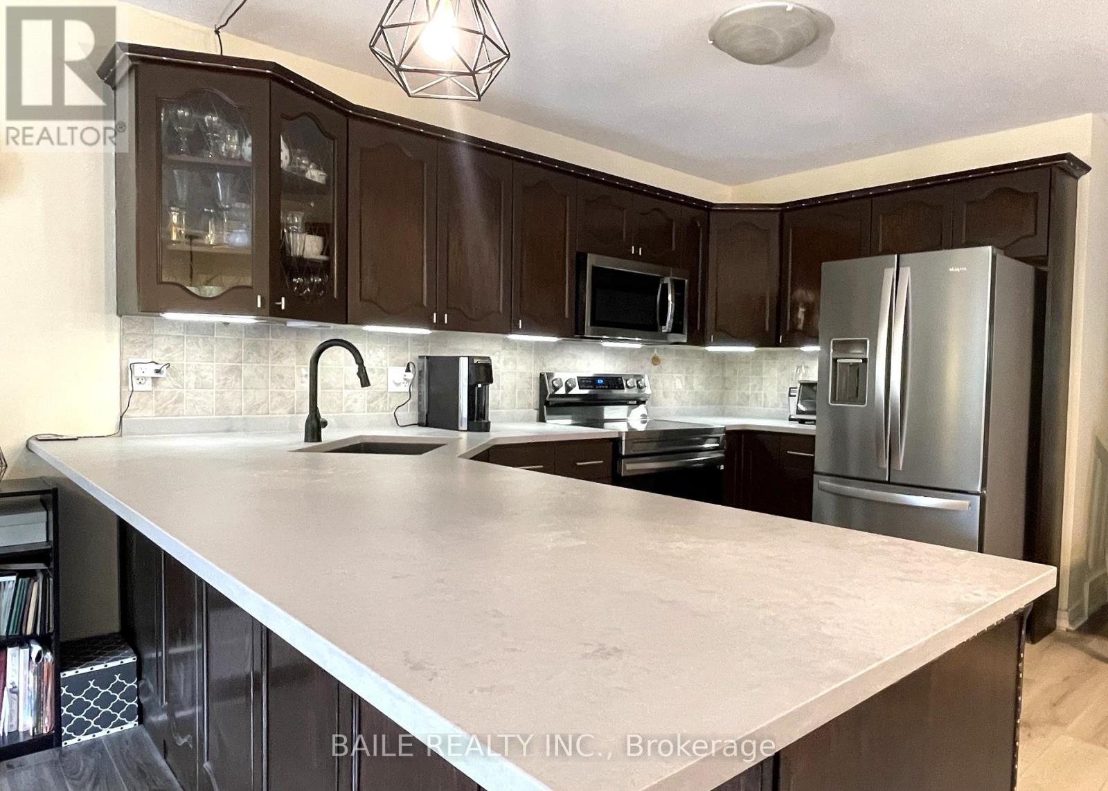 517 Mc Gregor St Street, Warwick, Ontario  N0M 2S0 - Photo 7 - X13580034