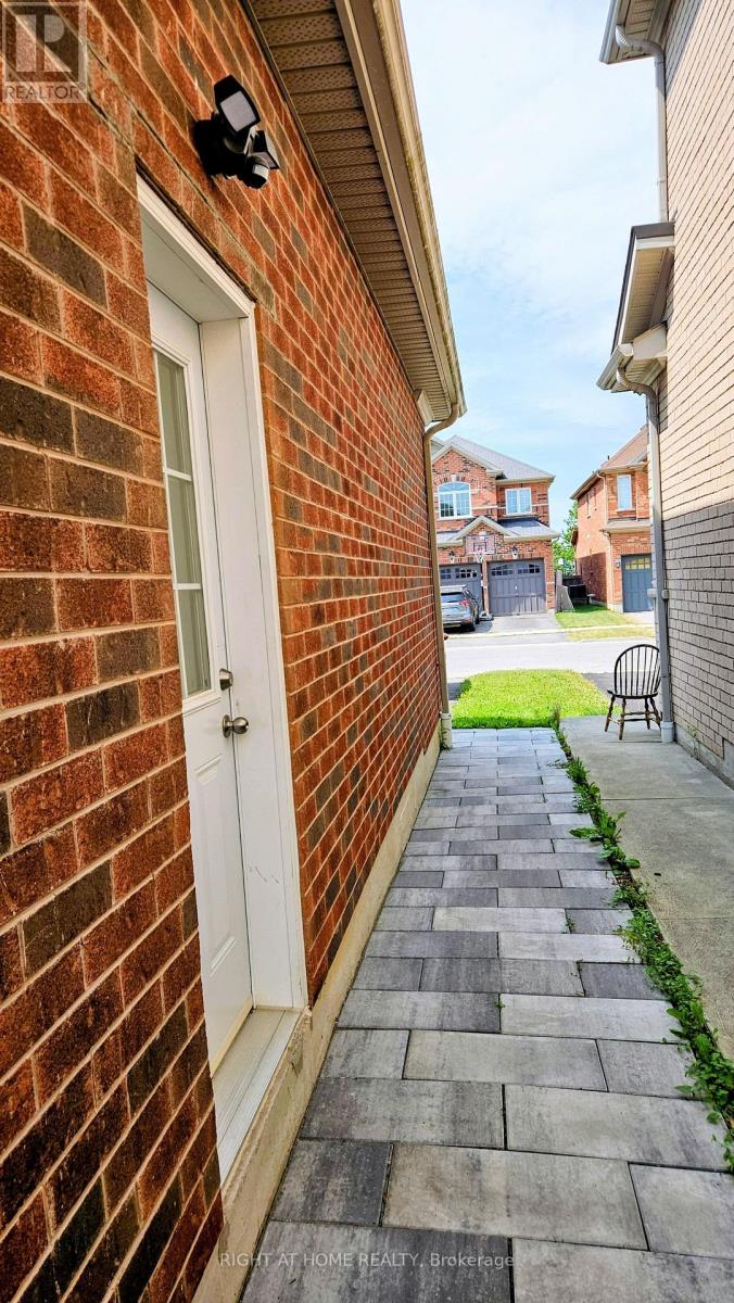 Basement - 31 Swansea Street, Whitby, Ontario  L1P 0B3 - Photo 2 - E13580004