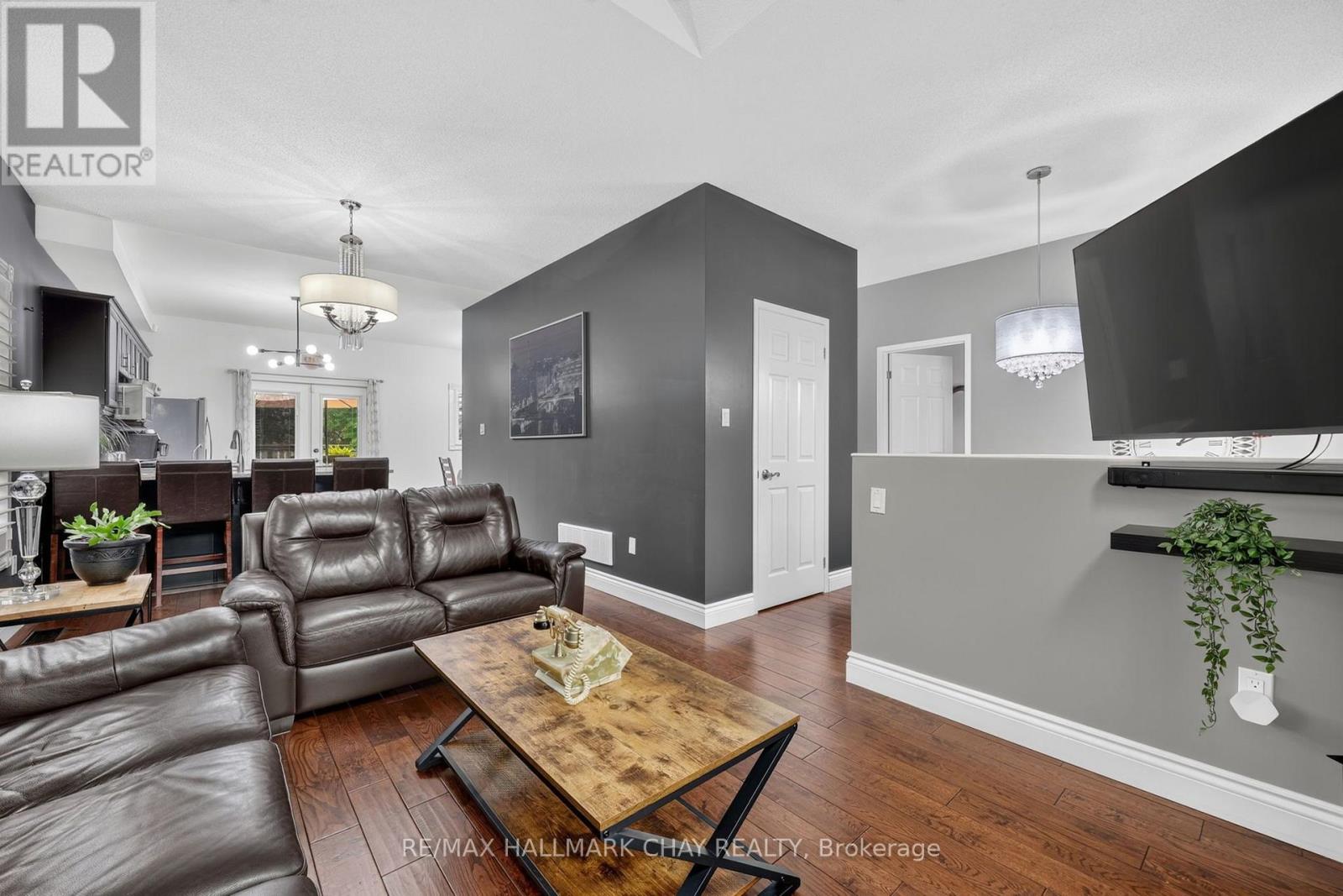1925 Emerald Court, Innisfil, Ontario  L9S 2A4 - Photo 11 - N13580030