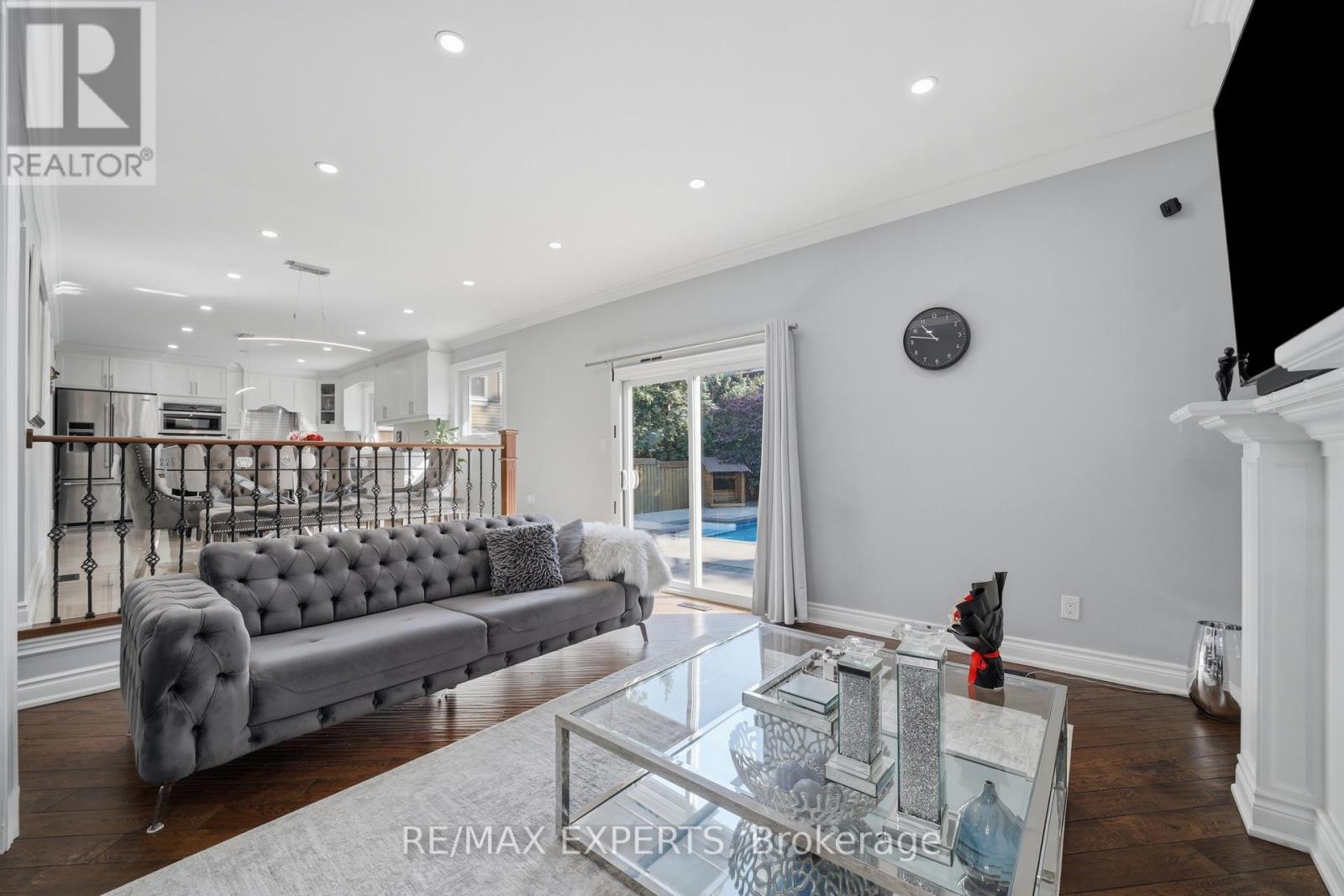 3656 Sawmill Valley Drive, Mississauga, Ontario  L5L 2P6 - Photo 19 - W13579998