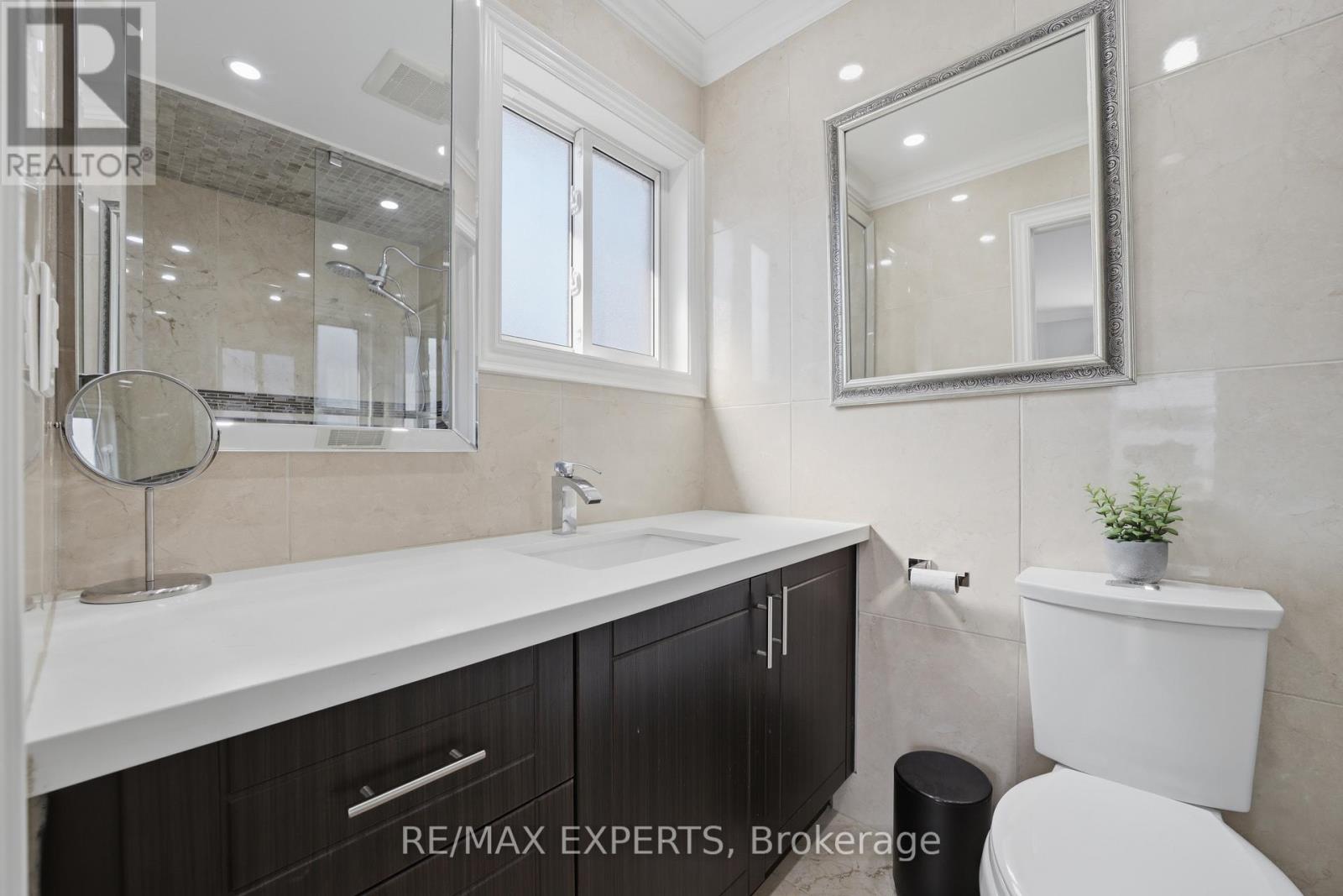3656 Sawmill Valley Drive, Mississauga, Ontario  L5L 2P6 - Photo 23 - W13579998