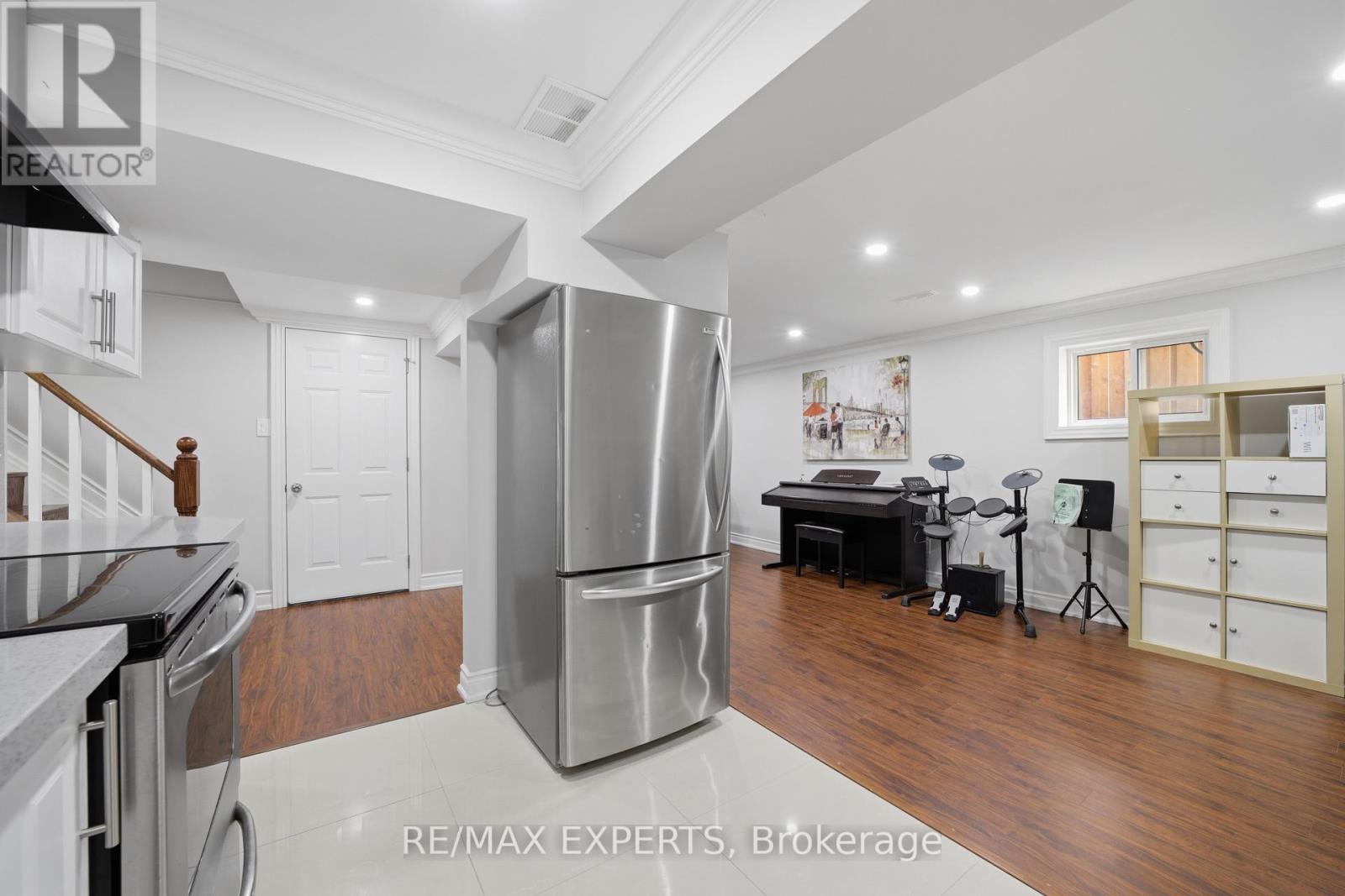3656 Sawmill Valley Drive, Mississauga, Ontario  L5L 2P6 - Photo 37 - W13579998