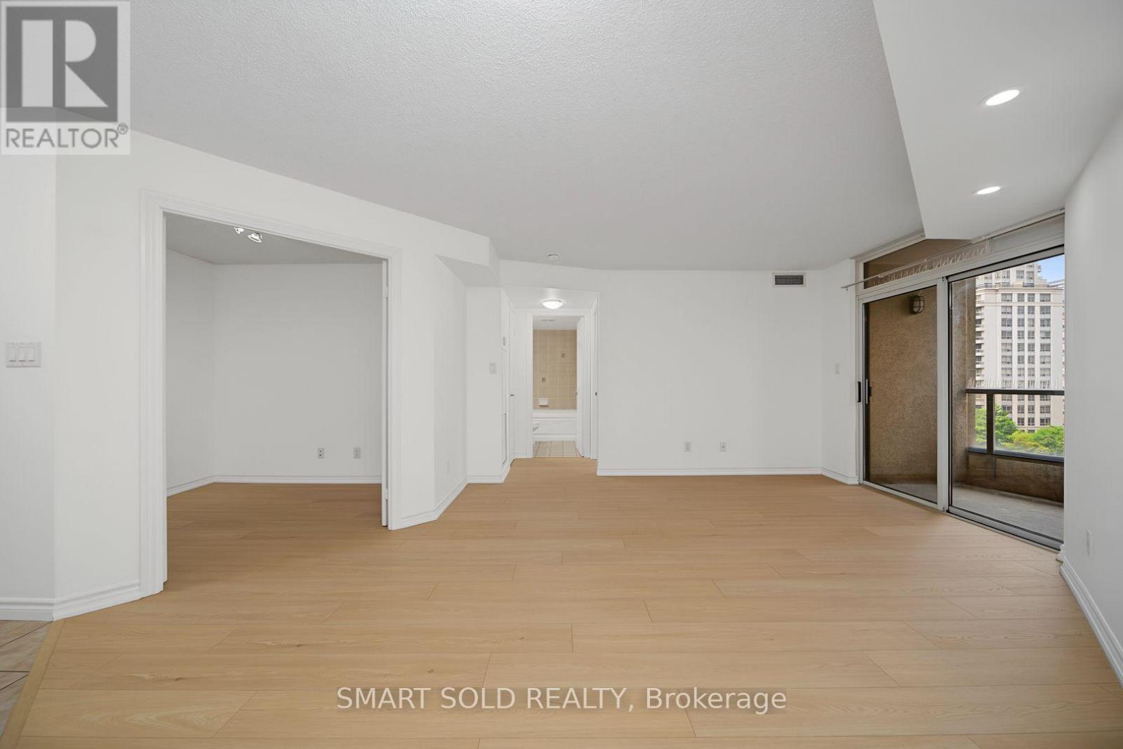 801 - 3880 Duke Of York Boulevard, Mississauga, Ontario  L5B 4M7 - Photo 10 - W13570740