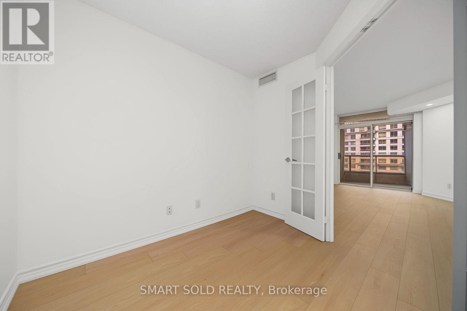 801 - 3880 Duke Of York Boulevard, Mississauga, Ontario  L5B 4M7 - Photo 12 - W13570740