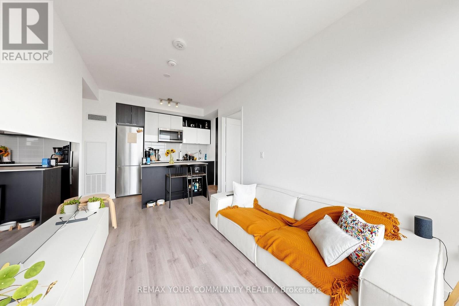 2404 - 70 Princess Street, Toronto, Ontario  M5A 0X6 - Photo 6 - C13580096