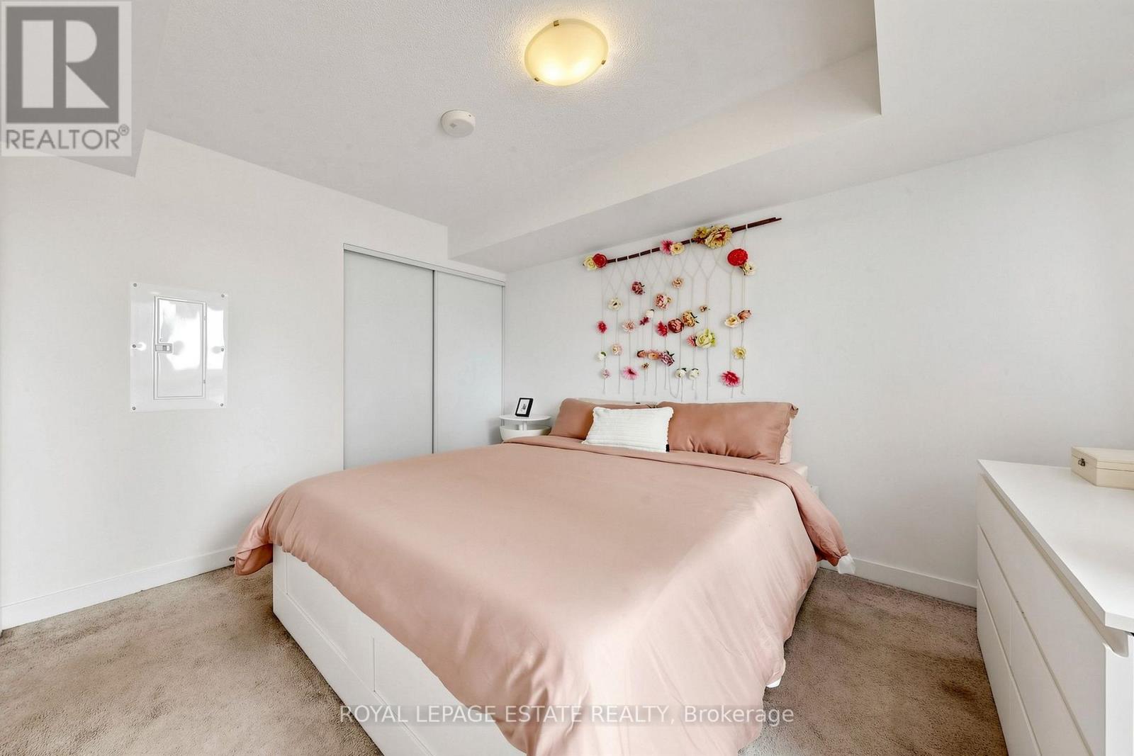 504 - 8 Trent Avenue, Toronto, Ontario M4C 0A6 - Photo 11 - E13580080