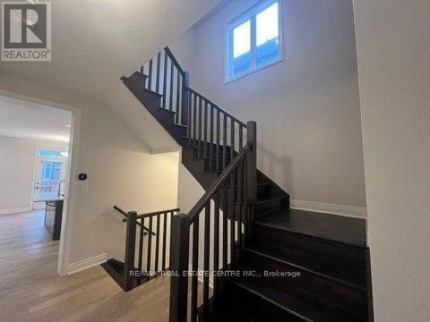 1230 Trudeau Drive, Milton, Ontario L9E 1Y6 - Photo 17 - W13577818