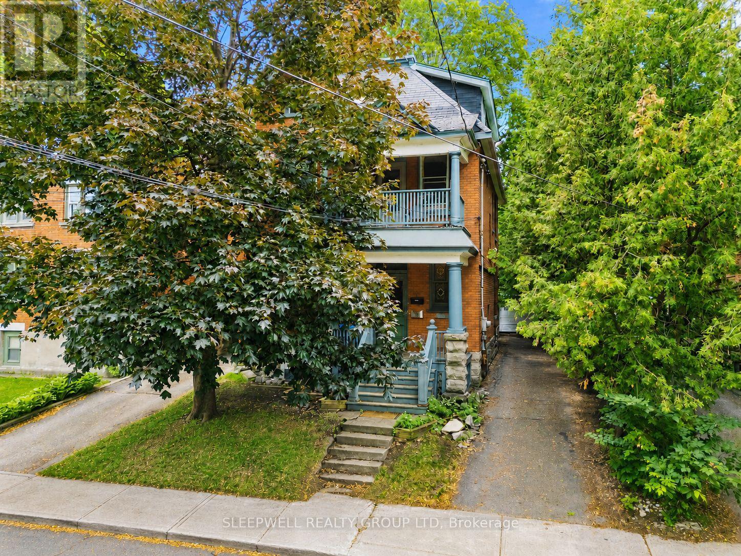 80 FOURTH AVENUE, Ottawa, Ontario