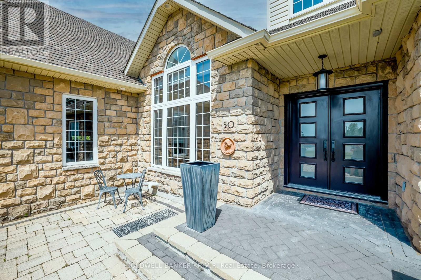 50 Venton Court, Clarington, Ontario  L1C 5E9 - Photo 5 - E13528704