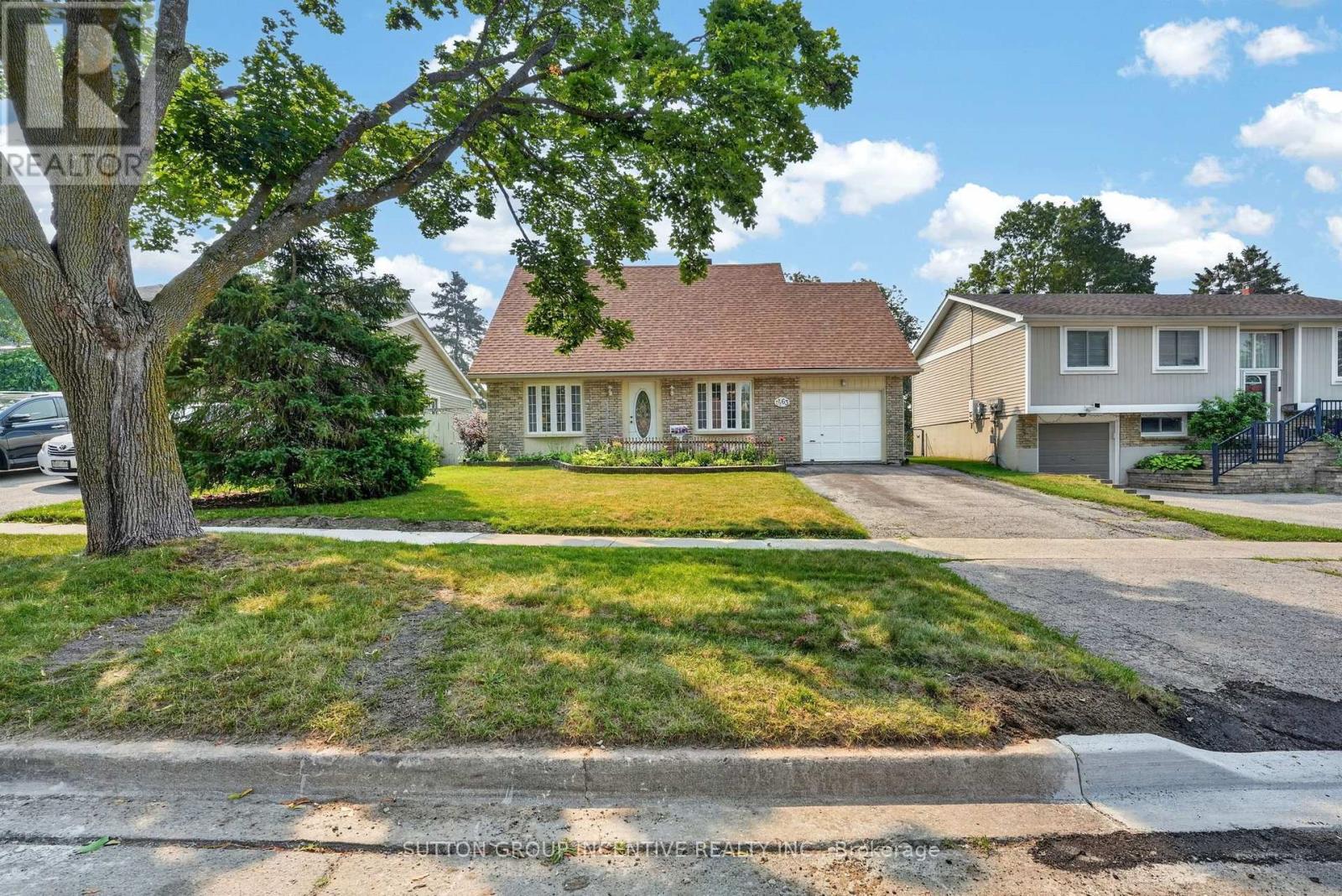63 HEATHER STREET, Barrie, Ontario