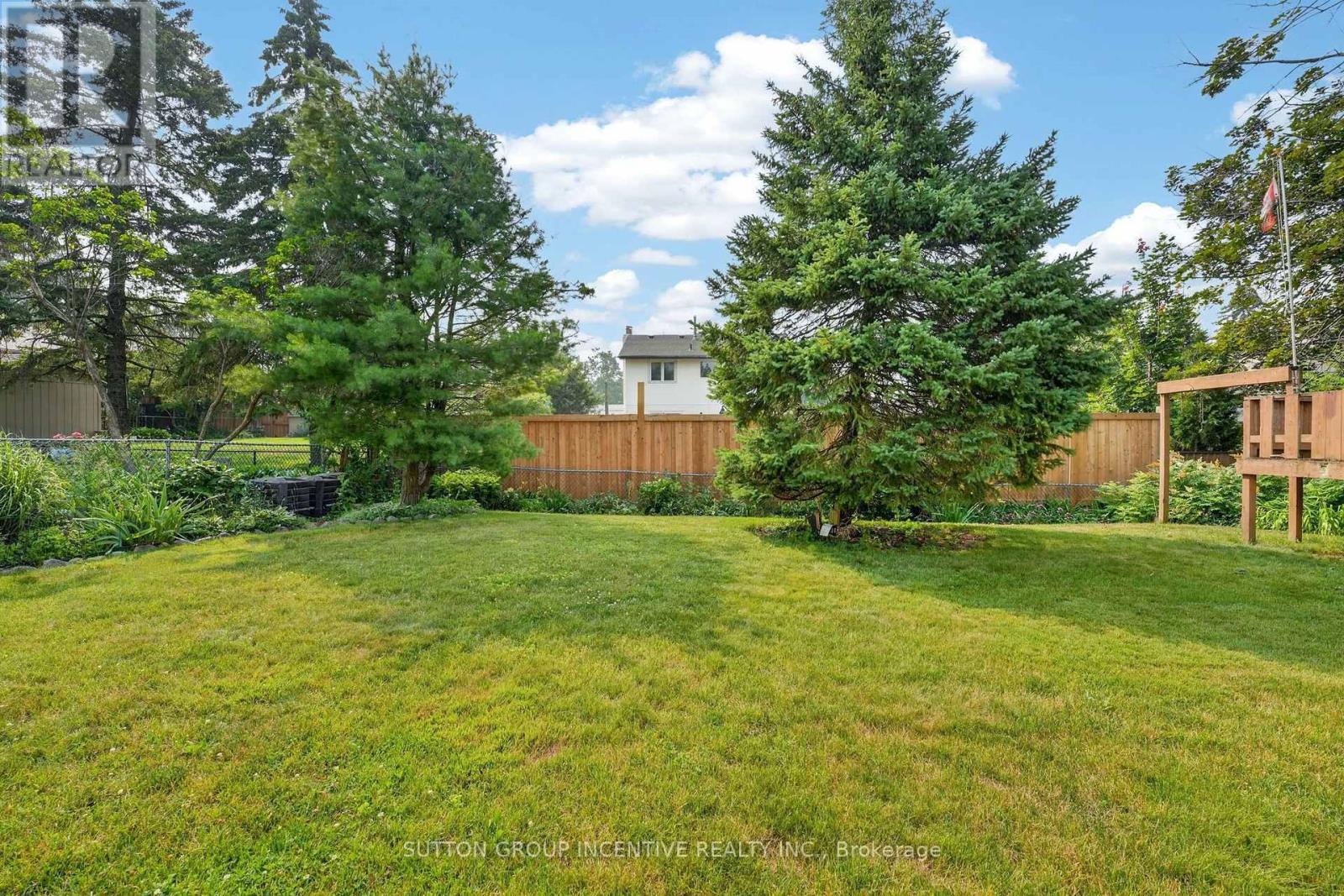 63 Heather Street, Barrie (Sunnidale), Ontario  L4N 4M9 - Photo 32 - S13580098