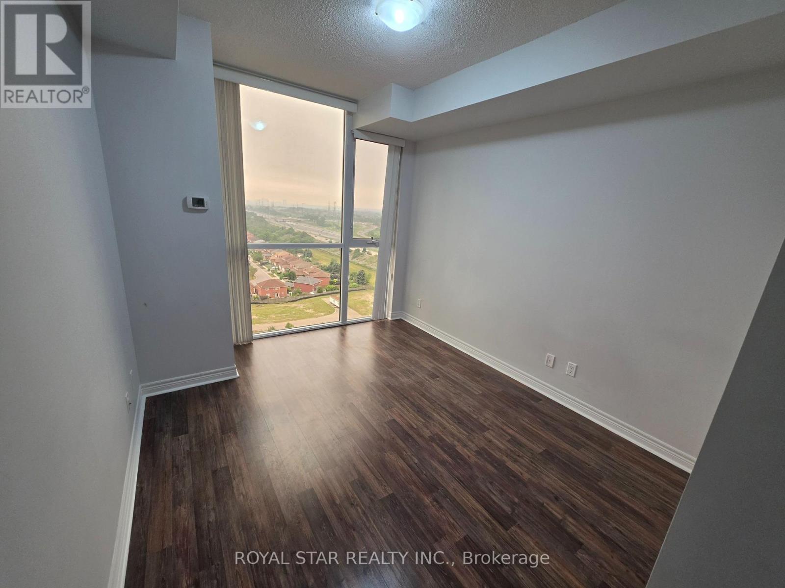 1807 - 339 Rathburn Road W, Mississauga, Ontario  L5B 0K6 - Photo 10 - W13580108