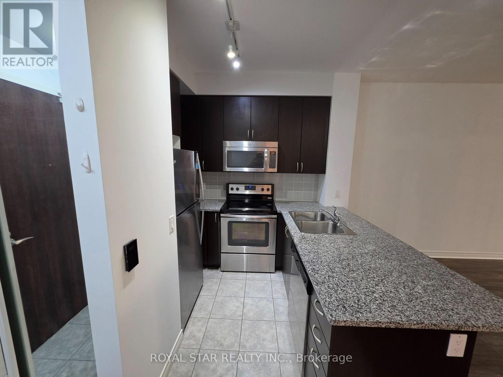 1807 - 339 Rathburn Road W, Mississauga, Ontario  L5B 0K6 - Photo 5 - W13580108