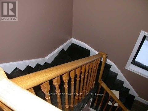 1240 Bantham Street, Mississauga, Ontario  L5V 1Y8 - Photo 9 - W13580132