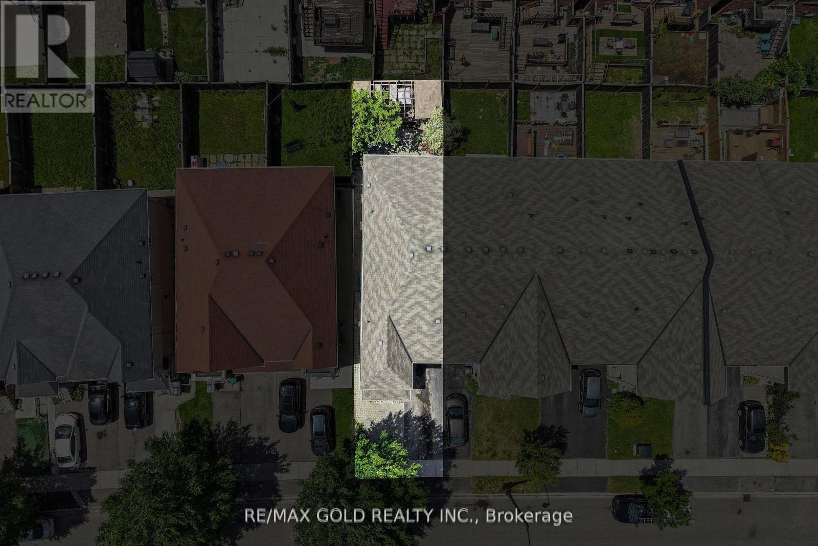 25 Frenchpark Circle, Brampton, Ontario  L6X 0Y5 - Photo 10 - W13580134