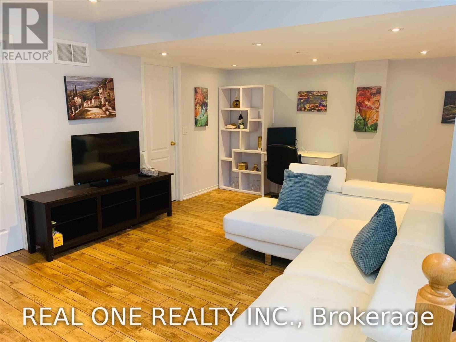 3130 Cabano Crescent, Mississauga, Ontario  L5M 0C5 - Photo 24 - W13579564
