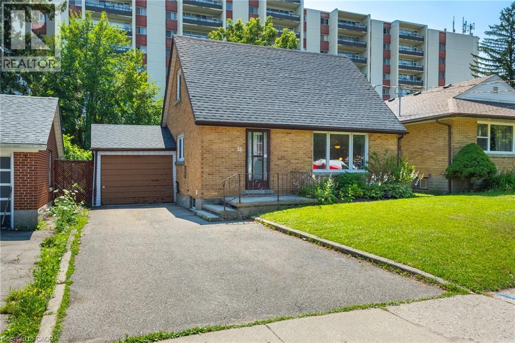 33 BELMONT Avenue E, Kitchener, Ontario