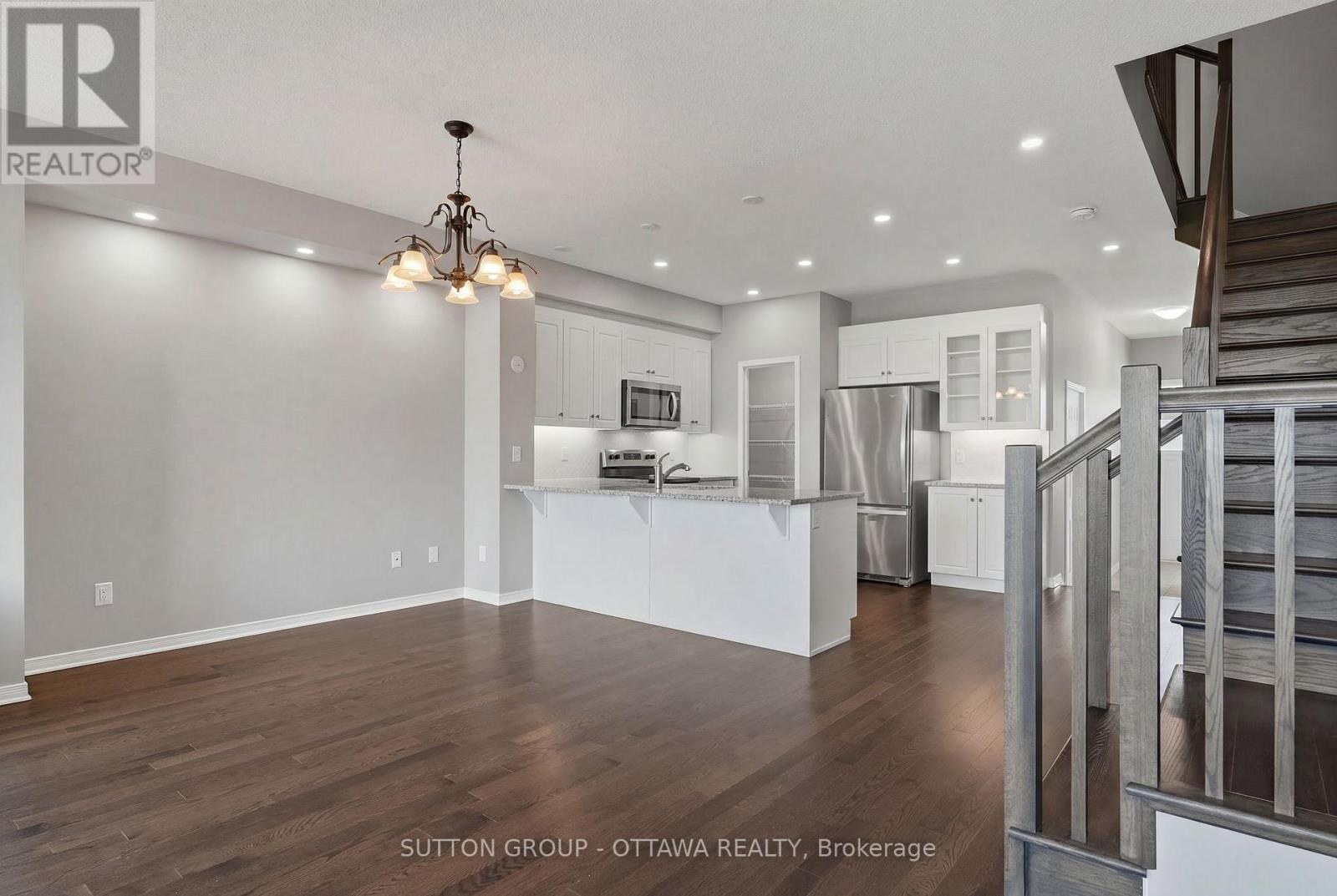 196 Jardiniere Street, Ottawa, Ontario  K2S 2K2 - Photo 8 - X13580202