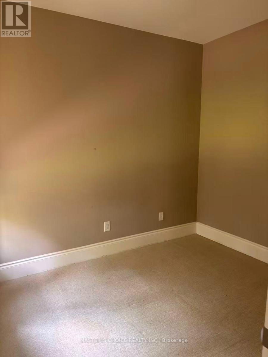 21 LEONA DRIVE - Photo 18