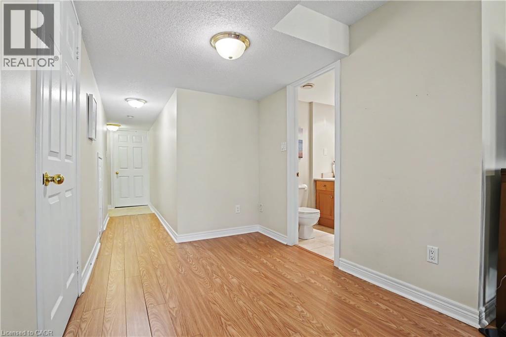 100 Beddoe Drive Unit# 98, Hamilton, Ontario  L8P 4Z2 - Photo 18 - 40830139