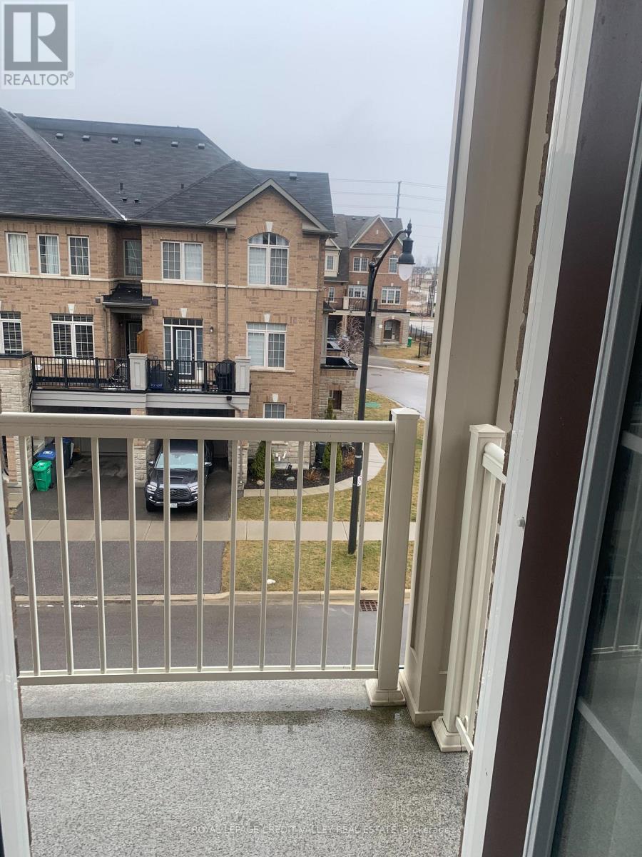 4 Haymarket Drive, Brampton, Ontario  L4A 5C3 - Photo 26 - W13580208