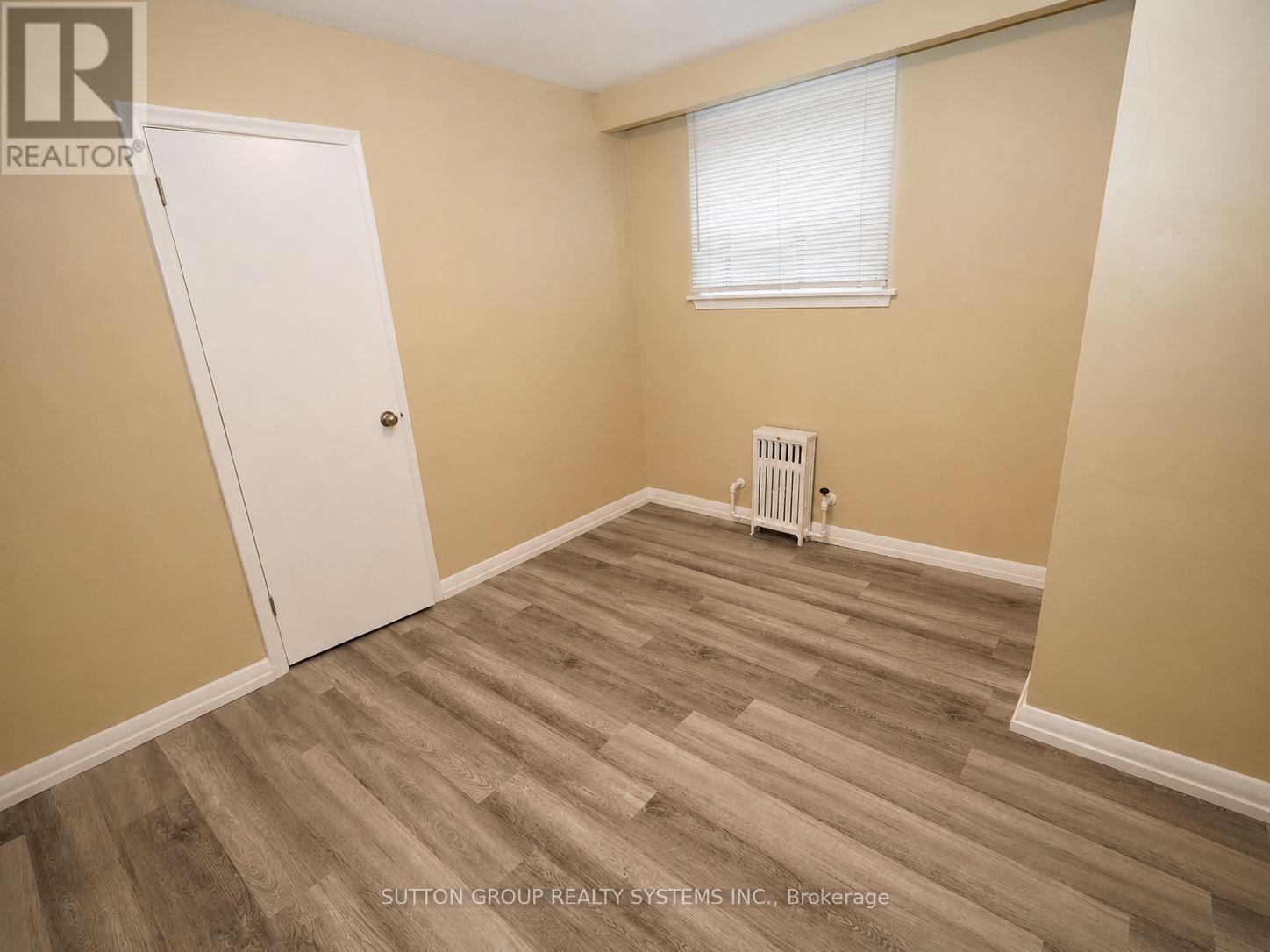 324 Lauder Avenue, Toronto, Ontario  M6E 3H6 - Photo 5 - C12890308