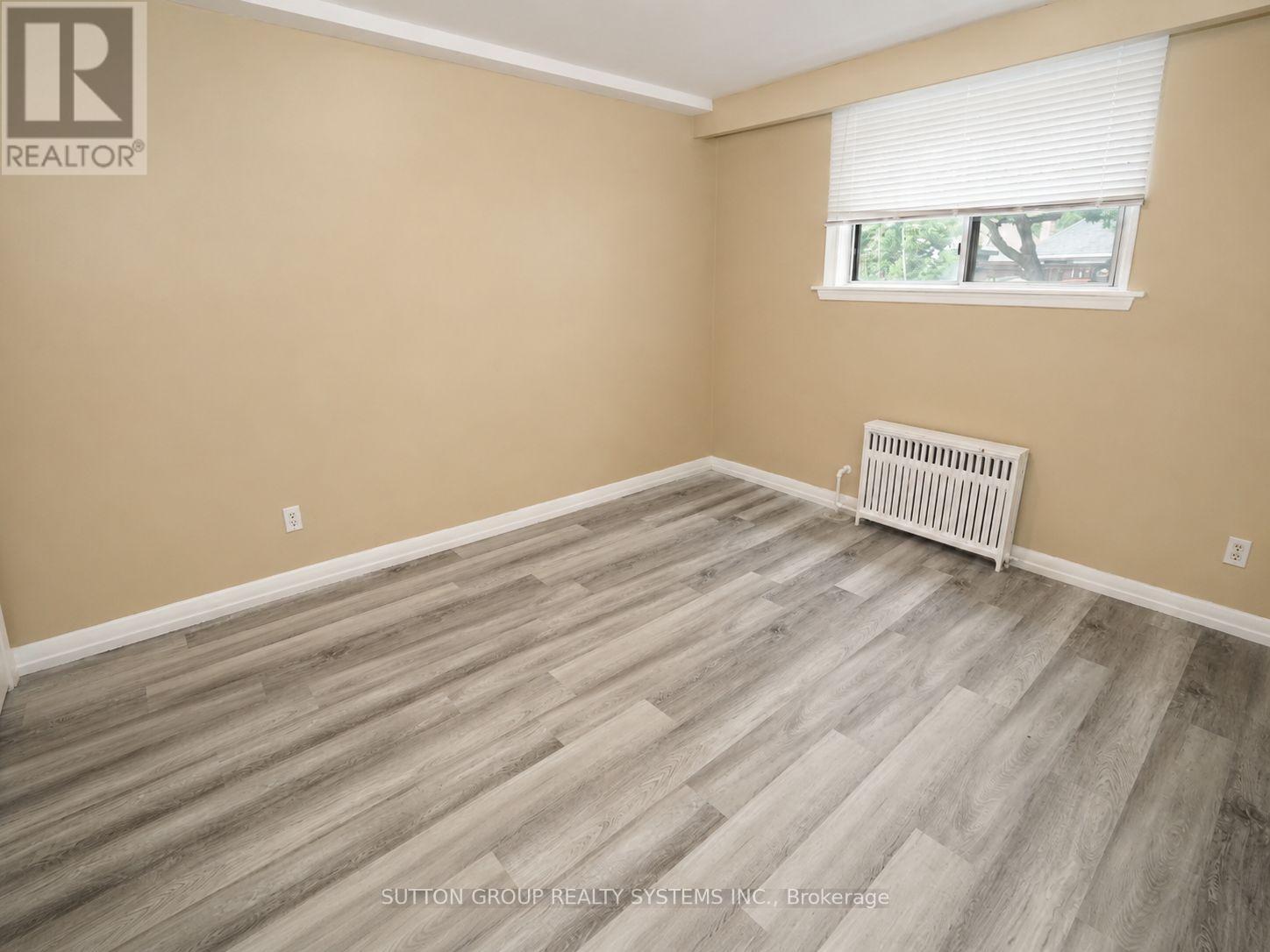 324 Lauder Avenue, Toronto, Ontario  M6E 3H6 - Photo 6 - C12890308