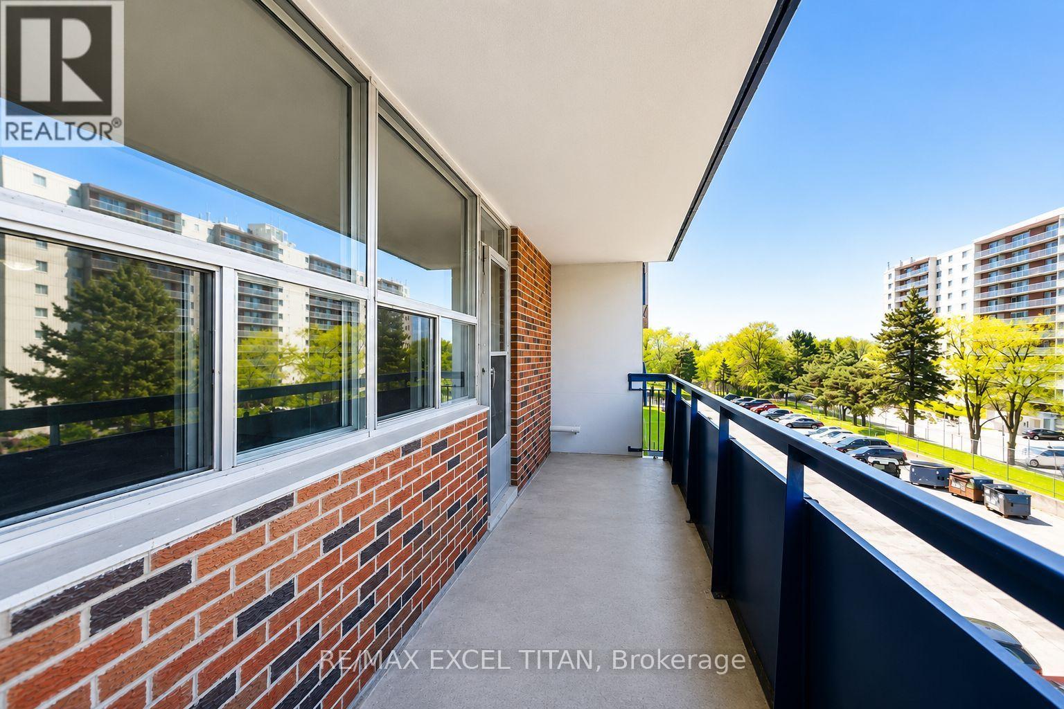 412 - 5 Glamorgan Avenue, Toronto, Ontario M1P 4P1 - Photo 15 - E13569424