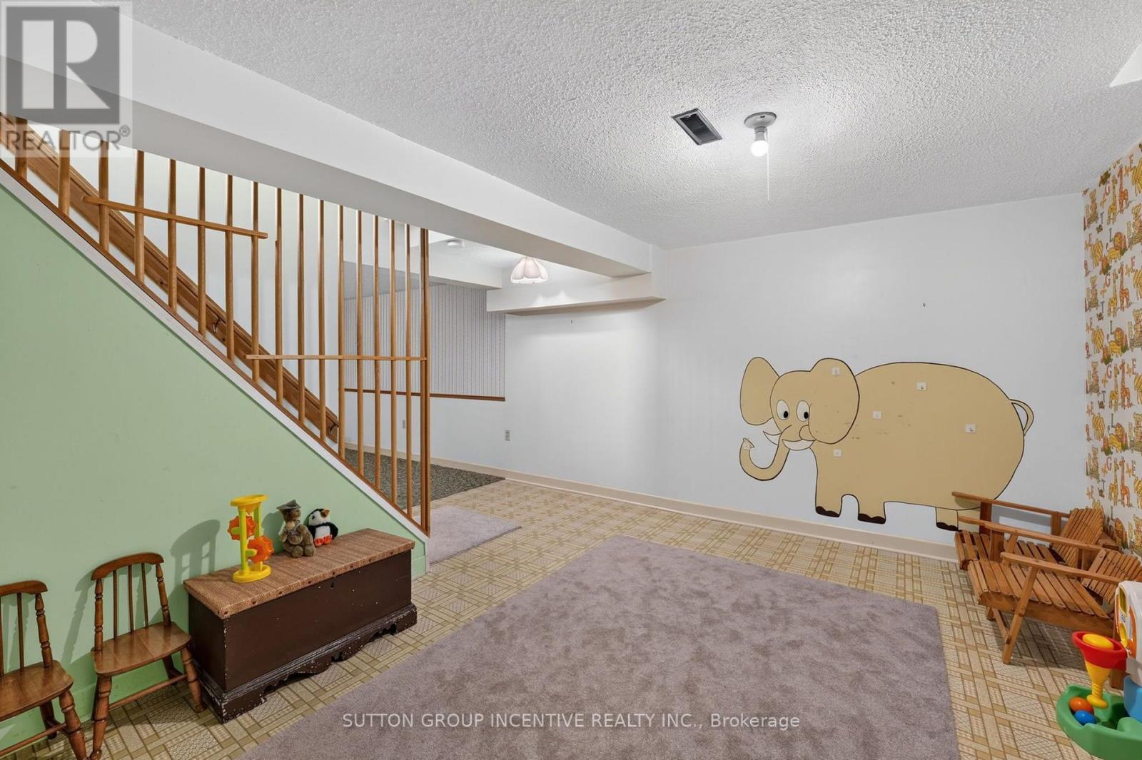 63 Heather Street, Barrie, Ontario L4N 4M9 - Photo 25 - S13580098