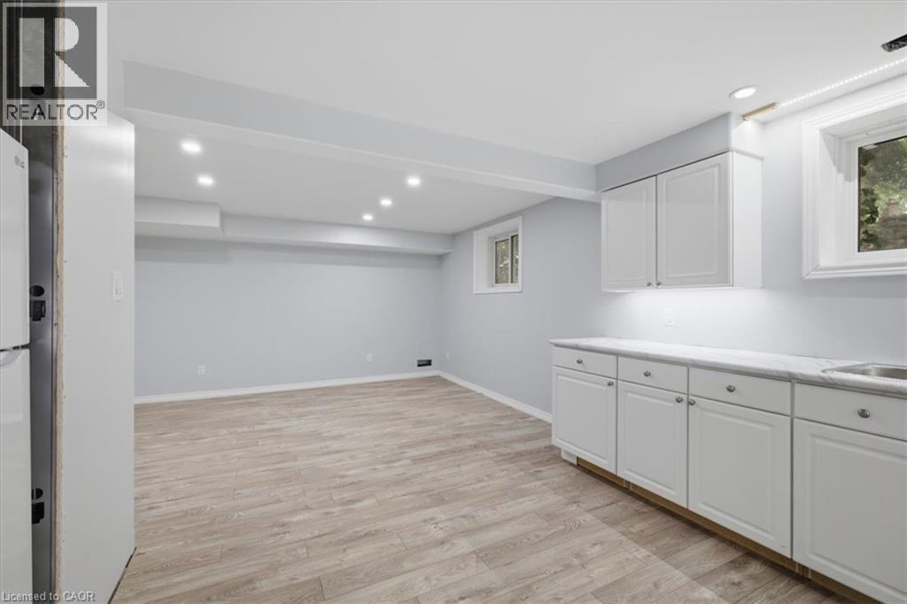 1262 Aldridge Crescent, Burlington, Ontario  L7M 1H9 - Photo 28 - 40848787
