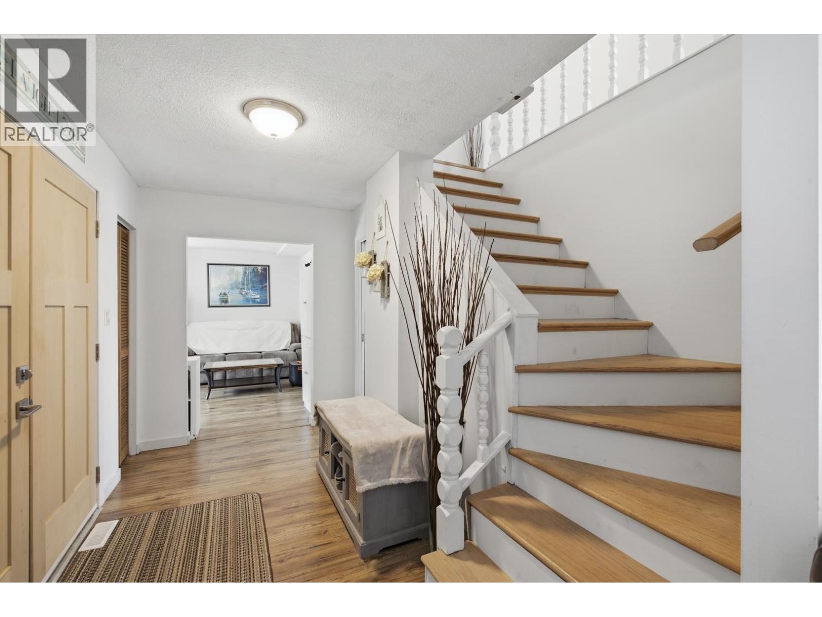 5223 Sunshine Coast Highway, Sechelt, British Columbia V7Z 0C4 - Photo 11 - R3147685