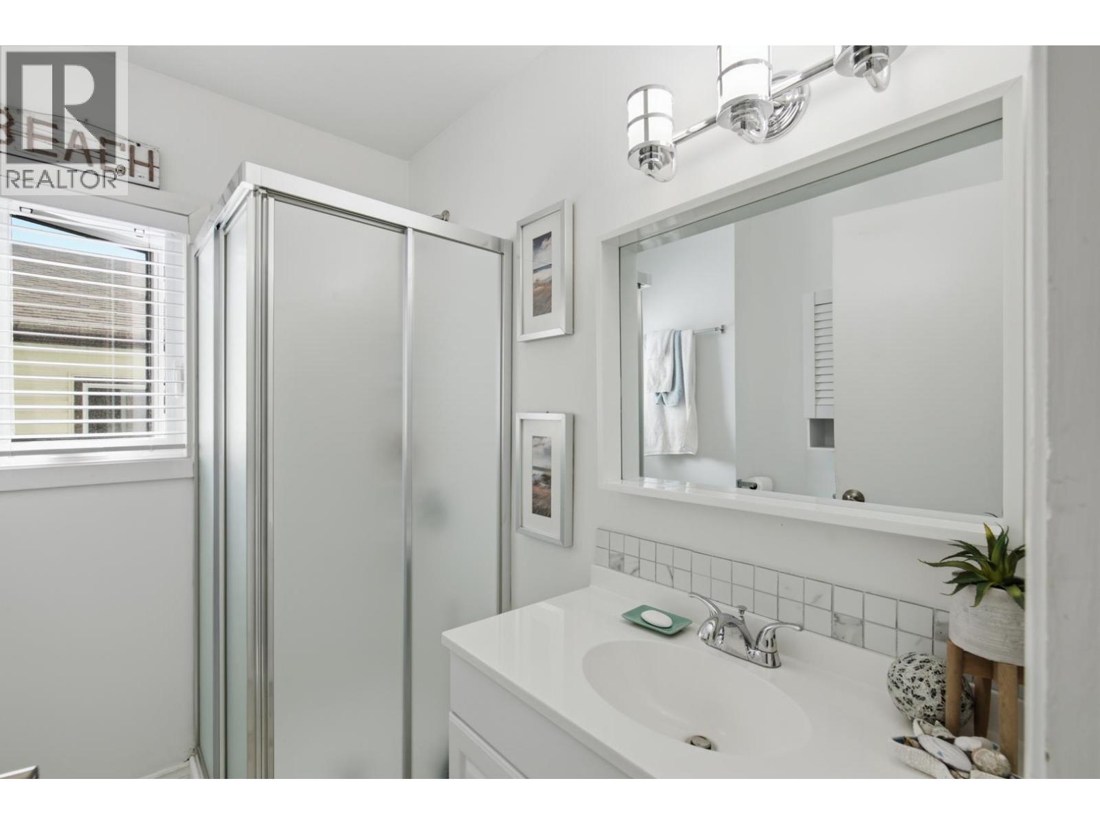 5223 Sunshine Coast Highway, Sechelt, British Columbia V7Z 0C4 - Photo 29 - R3147685