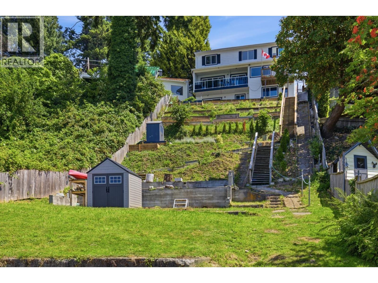 5223 Sunshine Coast Highway, Sechelt, British Columbia V7Z 0C4 - Photo 36 - R3147685