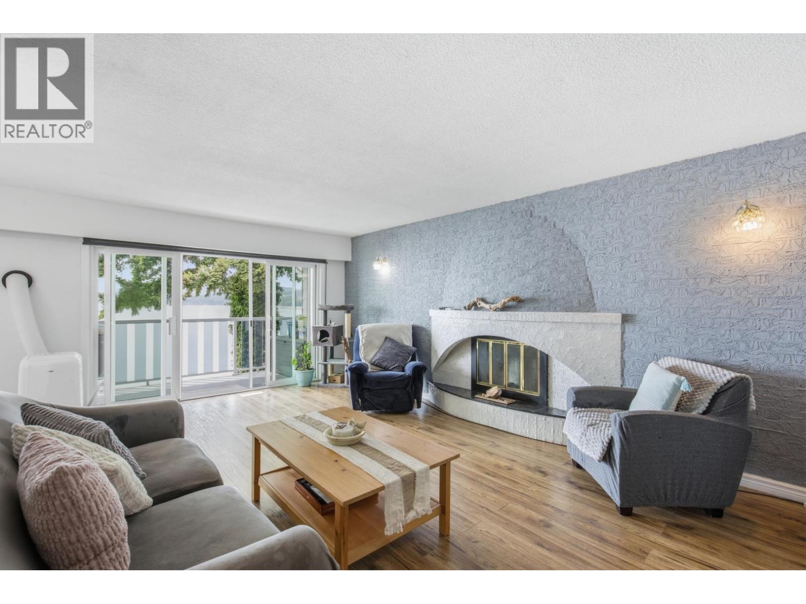5223 Sunshine Coast Highway, Sechelt, British Columbia V7Z 0C4 - Photo 6 - R3147685
