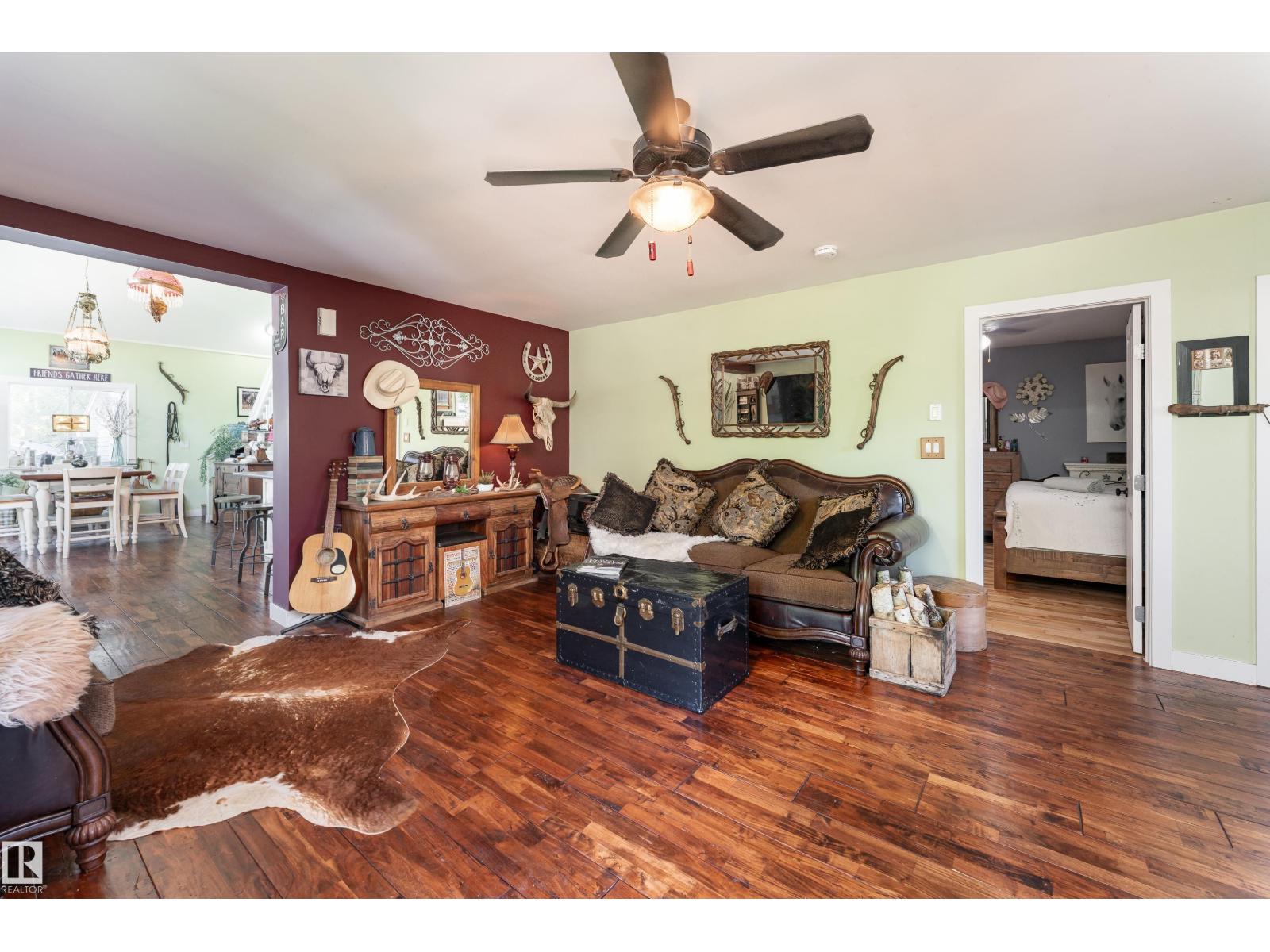 130 Lakeshore Dr, Rural Lac Ste. Anne County, Alberta  T0E 1V0 - Photo 16 - E4499655