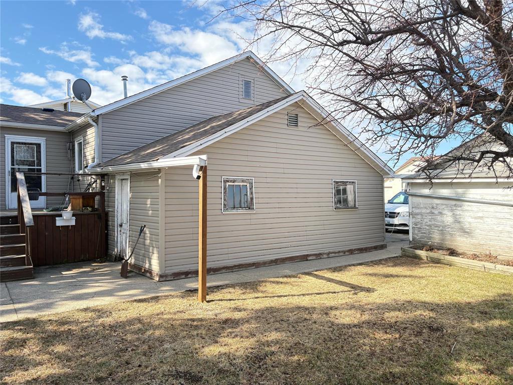 29 1st Street SW, Hamiota, Manitoba  R0M 0T0 - Photo 1 - 202610238